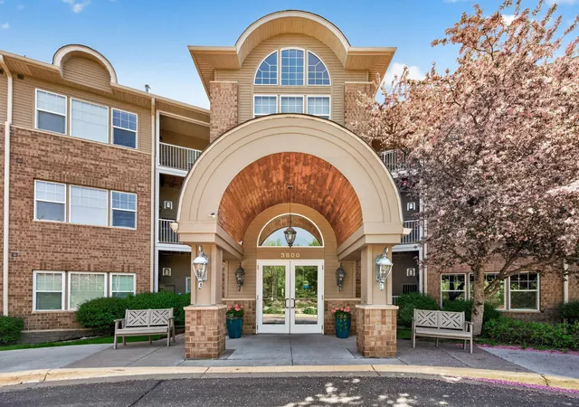 Photo 3 of Condo for sale at 3800 85th Avenue N #220, Minneapolis, MN 55443 | MLS# 7075720 | Listing updated on 2026-08-27