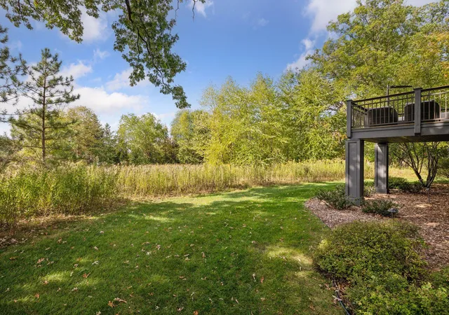 4th image of 425 Carpenters Pt, Wayzata, MN 55391 | MLS# 7075969
