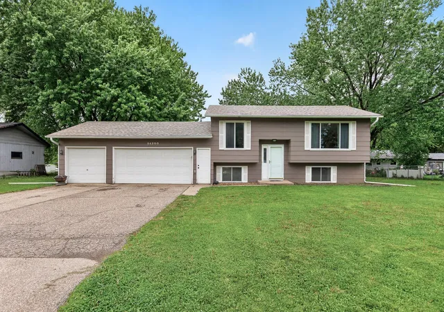 Homes for sale in Prior Lake, MN | 14200 Timothy Ave Ne, Prior Lake, MN 55372 | MLS# 7075991