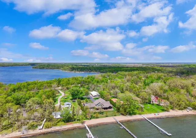 Photo 3 of Single family home for sale at 41366 Co Hwy 1, Ottertail, MN 56571 | MLS# 7076007 | Listing updated on 2026-06-25