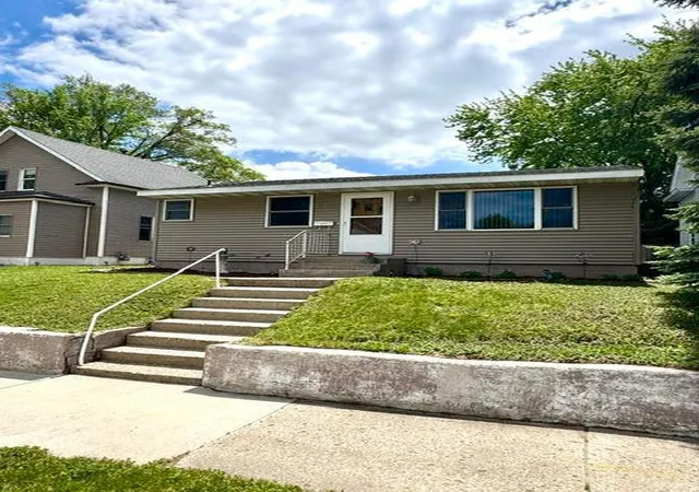 Homes for sale in Montgomery, MN | 206 Elm Ave Se, Montgomery, MN 56069 | MLS# 7076010