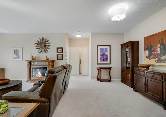 Photo 4 of Condo for sale at 100 Clydesdale Trl #113, Hamel, MN 55340 | MLS# 7076098 | Listing updated on 2026-08-18