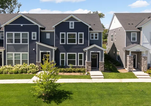 Photo 2 of Single family home for sale at 14540 Twin Lakes Cir, Burnsville, MN 55306 | MLS# 7076113 | Listing updated on 2026-08-08