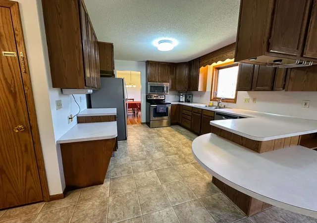Homes for sale in Perham, MN | 608 Pinetree Dr, Perham, MN 56573 | MLS# 7076181