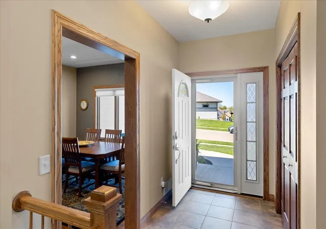 3rd image of 5236 Southern Ridge Ln Sw, Rochester, MN 55902 | MLS# 7076211