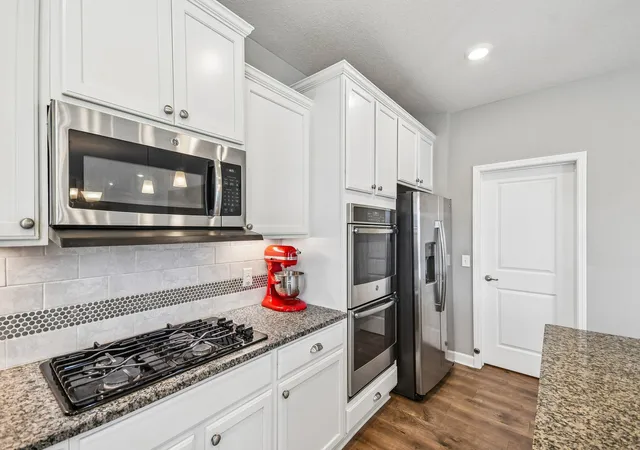 Photo 4 of Sale Pending at 9277 67th Street S, Cottage Grove, MN 55016 | MLS# 7076225 | Listing updated on 2026-08-31