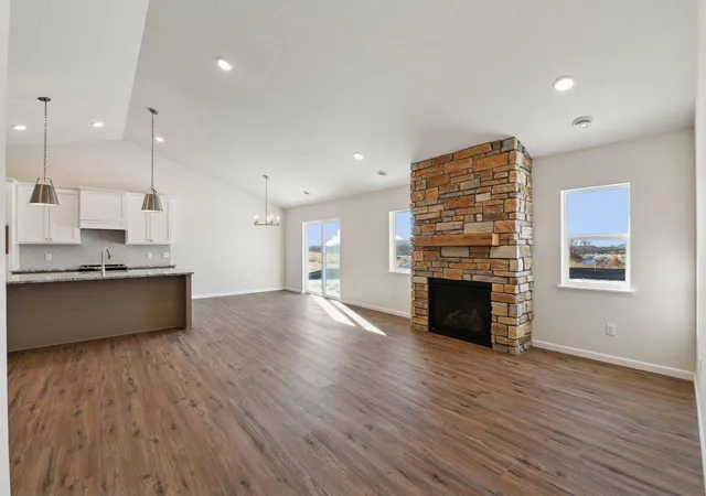 Photo 4 of Single family home for sale at 1401 Mallard Ln, Belle Plaine, MN 56011 | MLS# 7076298 | Listing updated on 2026-08-27