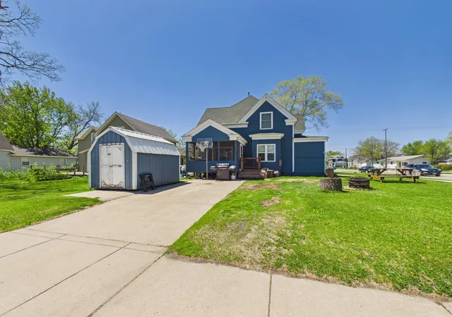 Homes for sale in Sauk Centre, MN | 205 6Th St S, Sauk Centre, MN 56378 | MLS# 7076315