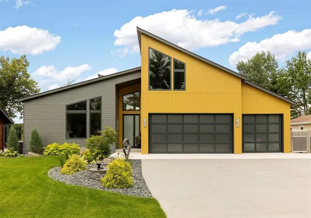 Homes for sale in Jim Falls, WI | 12408 189th St, Jim Falls, WI 54748 | MLS# 7076319