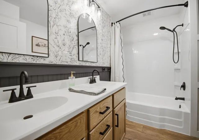 1st image of 605 9th Ave Sw, Austin, MN 55912 | MLS# 7076334