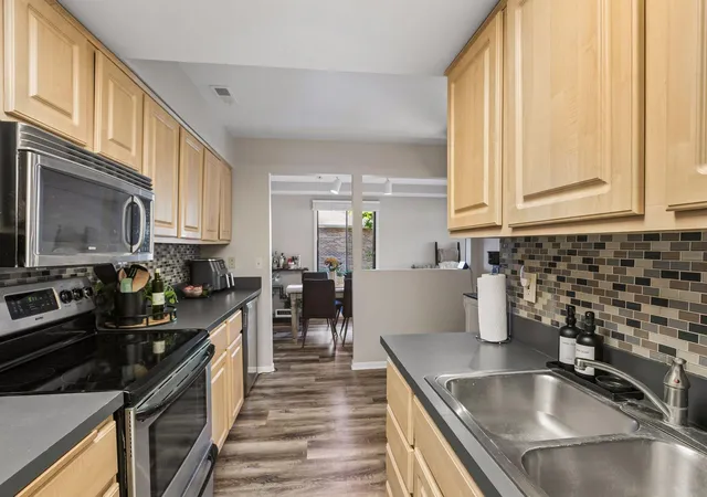 5th image of 3640 Independence Ave S #83, Minneapolis, MN 55426 | MLS# 7076476