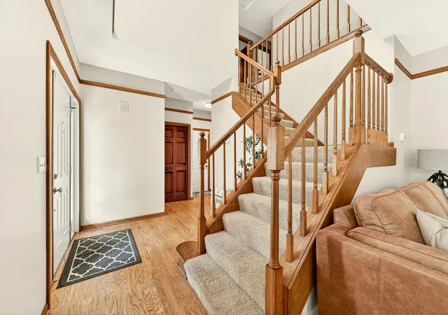 Photo 3 of Single family home for sale at 1915 Folwell Dr Sw, Rochester, MN 55902 | MLS# 7076516 | Listing updated on 2026-09-19