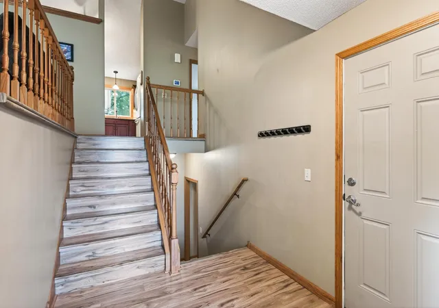 Homes for sale in Burnsville, MN | 13628 Bryant Pl S, Burnsville, MN 55337 | MLS# 7076582