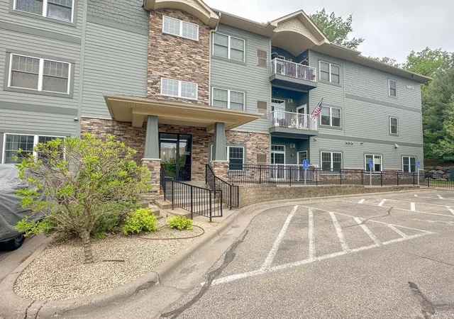 Homes for sale in Stillwater, MN | 14937 60th St N #102, Stillwater, MN 55082 | MLS# 7076590