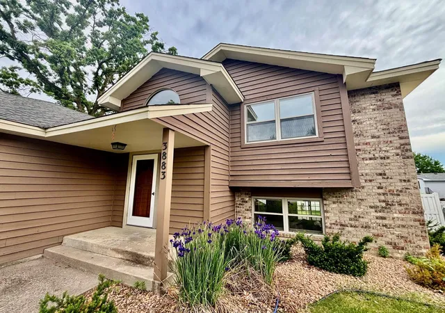 5th image of 3883 97Th Ln Ne, Circle Pines, MN 55014 | MLS# 7076654