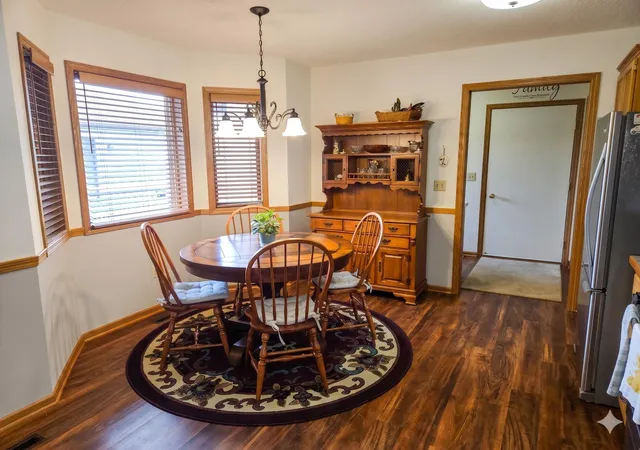 5th image of 2126 Vierling Dr E, Shakopee, MN 55379 | MLS# 7076688