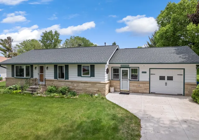 1st image of 1366 Lorrai Dr, Winona, MN 55987 | MLS# 7076689
