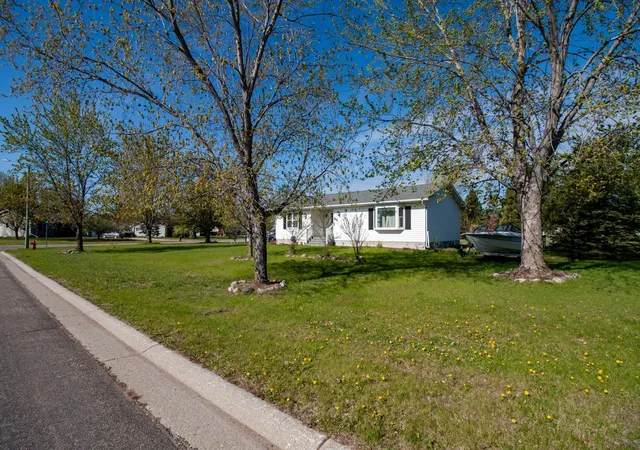 5th image of 720 6Th Dr Nw, Perham, MN 56573 | MLS# 7076708
