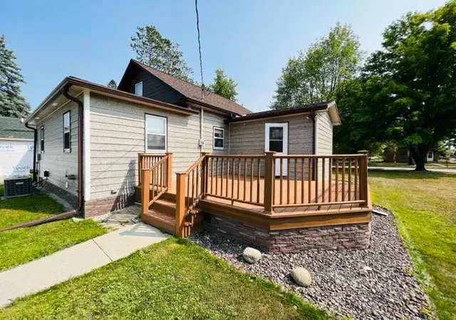 image of 104 Cedar St Ne, Remer, MN 56672 | MLS# 7076718