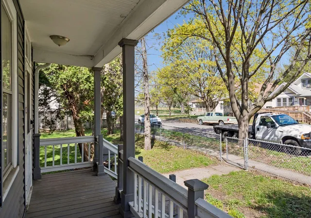 3rd image of 894 Euclid St, Saint Paul, MN 55106 | MLS# 7076743