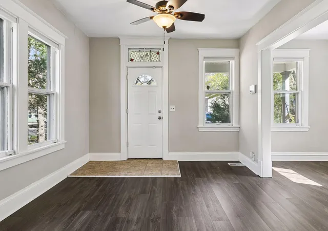 4th image of 894 Euclid St, Saint Paul, MN 55106 | MLS# 7076743