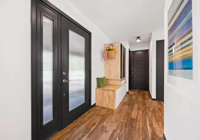 4th image of 1940 Hunter Ln, Mendota Heights, MN 55118 | MLS# 7076755