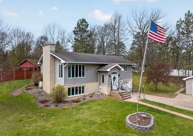 Photo 2 of Single family home for sale at 14156 Eagleridge Cir, Park Rapids, MN 56470 | MLS# 7076779 | Listing updated on 2026-08-31