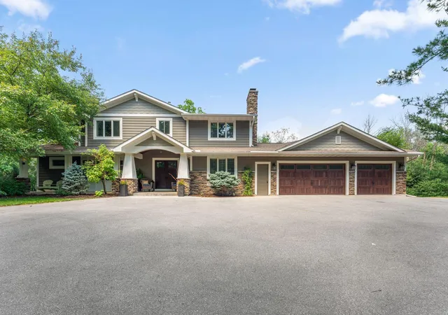 2nd image of 1555 Smith Ave S, Saint Paul, MN 55118 | MLS# 7076796