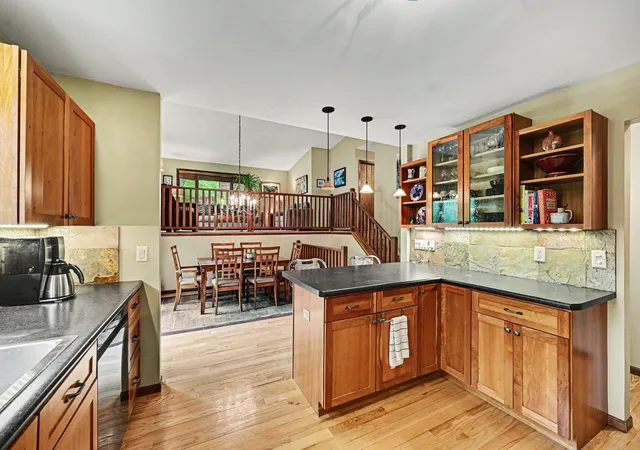 4th image of 16011 3Rd St N, Lakeland, MN 55043 | MLS# 7076866