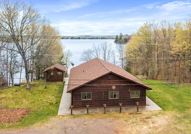 Homes for sale in Duluth, MN | 6848 Bear Island Rd, Duluth, MN 55803 | MLS# 7076929