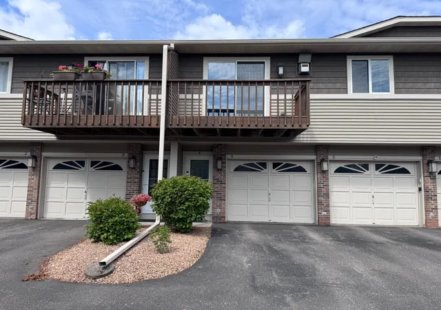 Homes for sale in Plymouth, MN | 14025 44Th Pl N #4, Plymouth, MN 55446 | MLS# 7076962