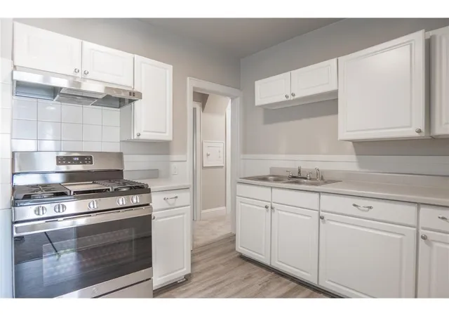 Photo 5 of Single family home for sale at 4020 Emerson Ave N, Minneapolis, MN 55412 | MLS# 7077002 | Listing updated on 2026-08-28