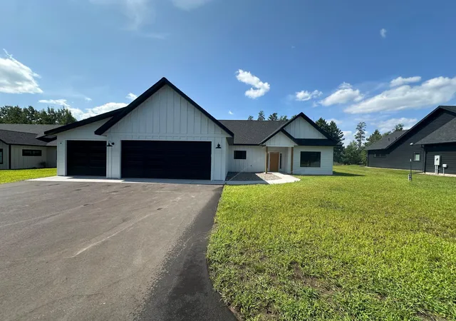 Photo 2 of Single family home for sale at 3757 Sanctuary Path, Brainerd, MN 56401 | MLS# 7077013 | Listing updated on 2026-08-20