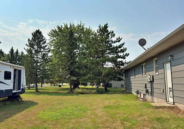 Photo 2 of Single family home for sale at 702 Washington Ave S, Park Rapids, MN 56470 | MLS# 7077114 | Listing updated on 2026-08-13
