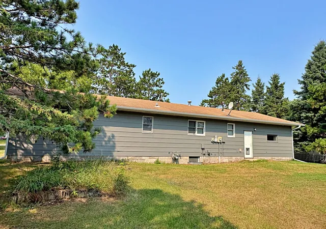 Photo 3 of Single family home for sale at 702 Washington Ave S, Park Rapids, MN 56470 | MLS# 7077114 | Listing updated on 2026-08-13