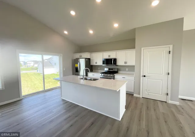 4th image of 19847 Enfield Ave N, Forest Lake, MN 55025 | MLS# 7077142