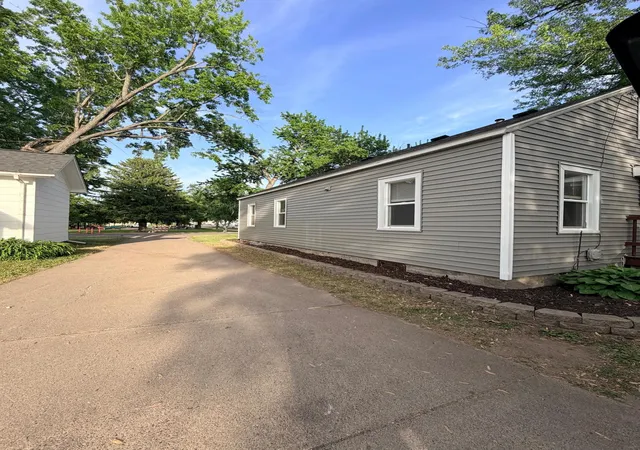 Homes for sale in Mora, MN | 101 Wood St N, Mora, MN 55051 | MLS# 7077146