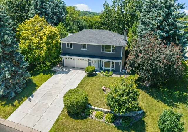 Photo 2 of Single family home for sale at 13000 James Ave S, Burnsville, MN 55337 | MLS# 7077187 | Listing updated on 2026-08-26