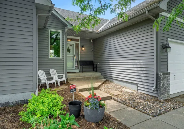 Homes for sale in Prior Lake, MN | 14194 Hidden View Rd Ne, Prior Lake, MN 55372 | MLS# 7077203