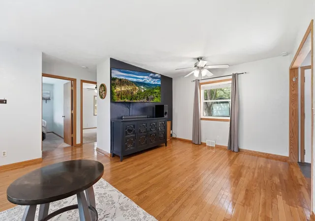 4th image of 5225 Pennsylvania Ave N, Minneapolis, MN 55428 | MLS# 7077290