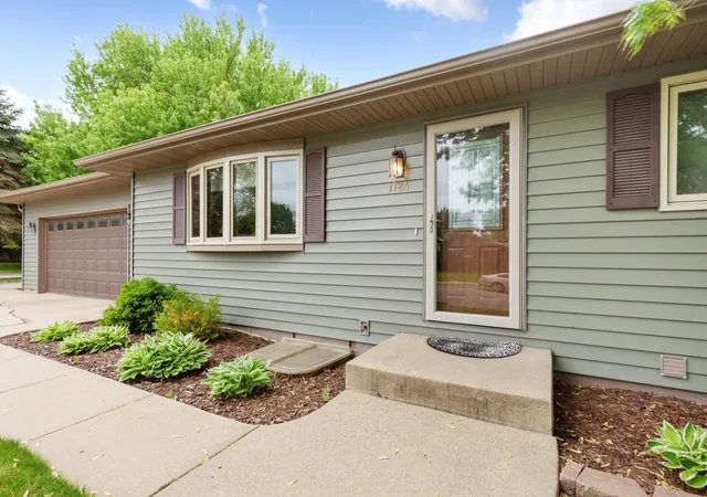 Homes for sale in Faribault, MN | 1724 Prairie Ave Sw, Faribault, MN 55021 | MLS# 7077353