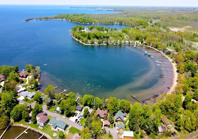 2nd image of 3178 Viewpoint Rd, Isle, MN 56342 | MLS# 7077362
