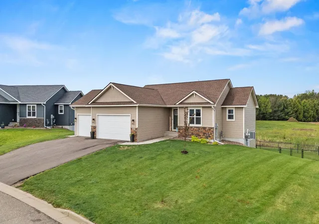 Photo 2 of Single family home for sale at 603 Grouse Way, New Richmond, WI 54017 | MLS# 7077439 | Listing updated on 2026-09-16