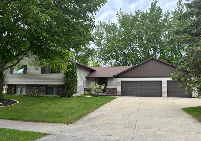 Homes for sale in Rochester, MN | 1814 Northern Heights Ln Ne, Rochester, MN 55906 | MLS# 7077440