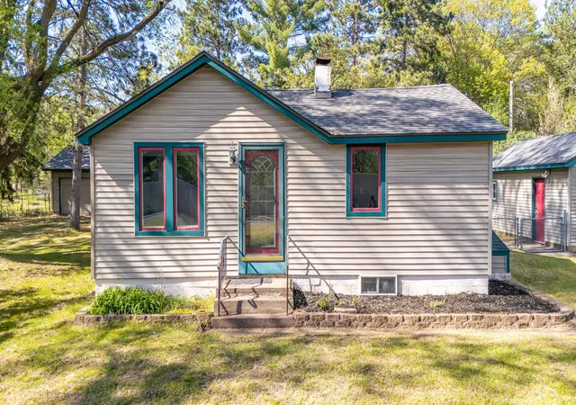 2nd image of 501 Main St Nw, Minneapolis, MN 55448 | MLS# 7077449