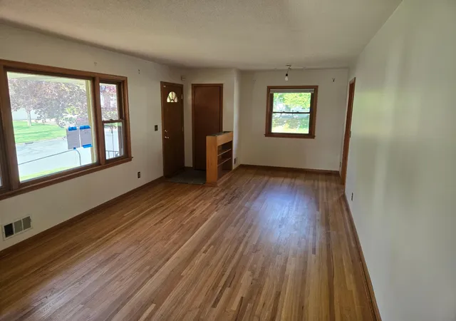 Homes for sale in Bloomington, MN | 5001 W 108Th St, Bloomington, MN 55437 | MLS# 7077504