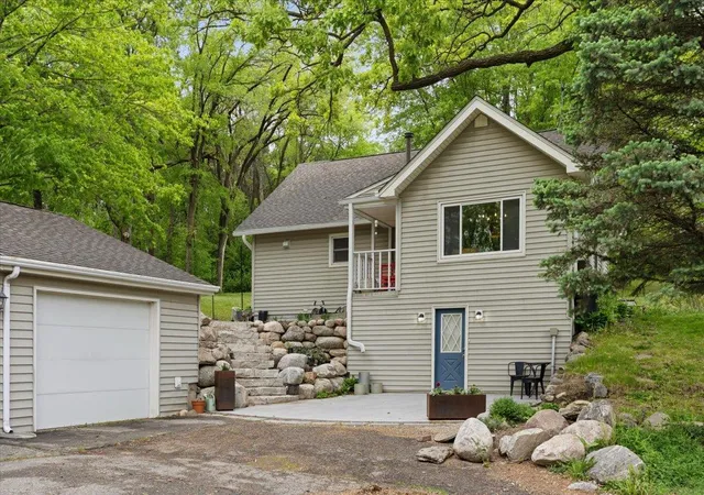 4th image of 425 County Road 19, Mound, MN 55364 | MLS# 7077513