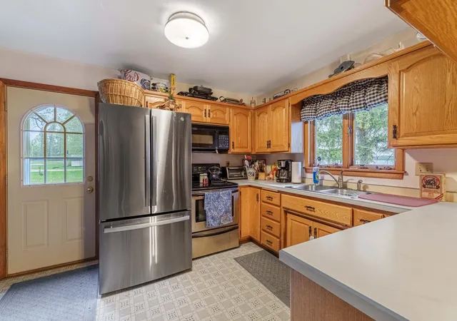 Photo 4 of Single family home for sale at 22465 Seifert Beach Rd, Pelican Rapids, MN 56572 | MLS# 7077568 | Listing updated on 2026-08-27