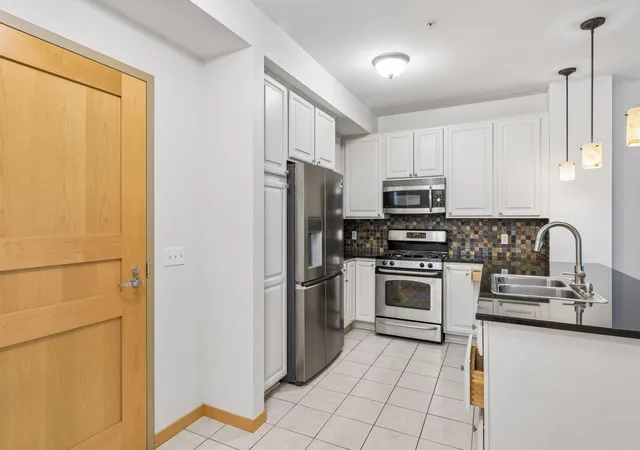 Photo 3 of Condo for sale at 350 Main St N #252, Stillwater, MN 55082 | MLS# 7077572 | Listing updated on 2026-09-16