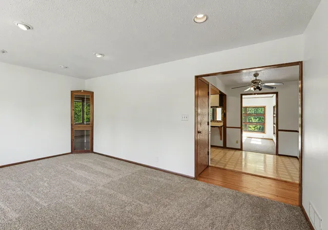 Photo 3 of Single family home for sale at 2050 Farrington St, Saint Paul, MN 55113 | MLS# 7077621 | Listing updated on 2026-10-23